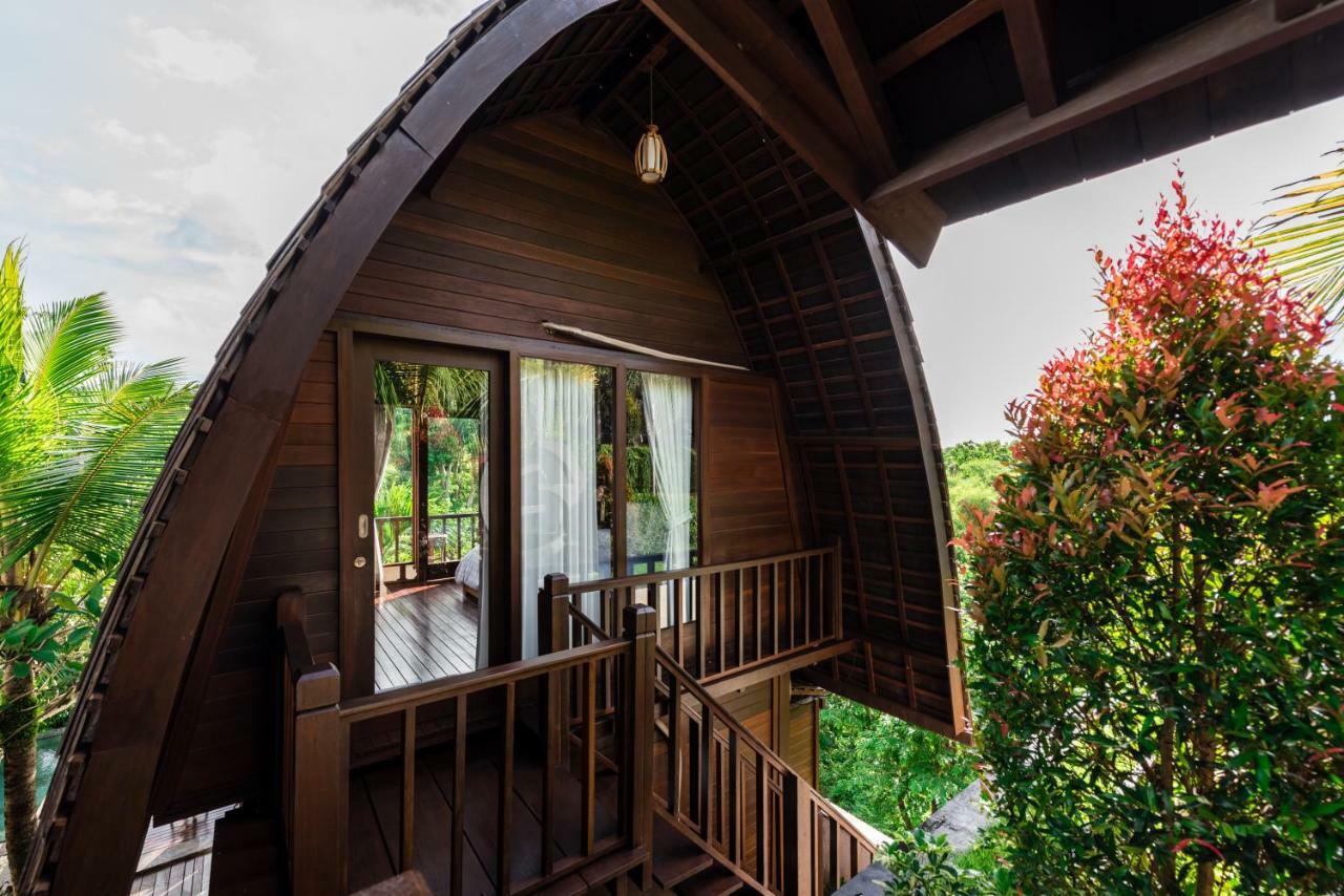 Raja Woods Villa Джимбаран Екстер'єр фото