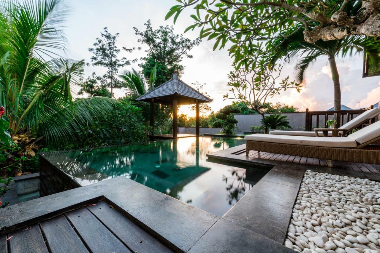 Raja Woods Villa Джимбаран Екстер'єр фото